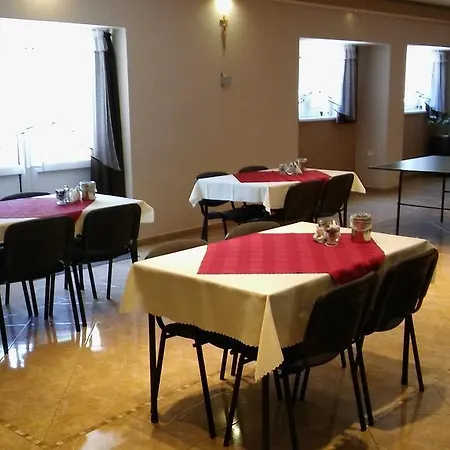 Πανσιόν U Nas